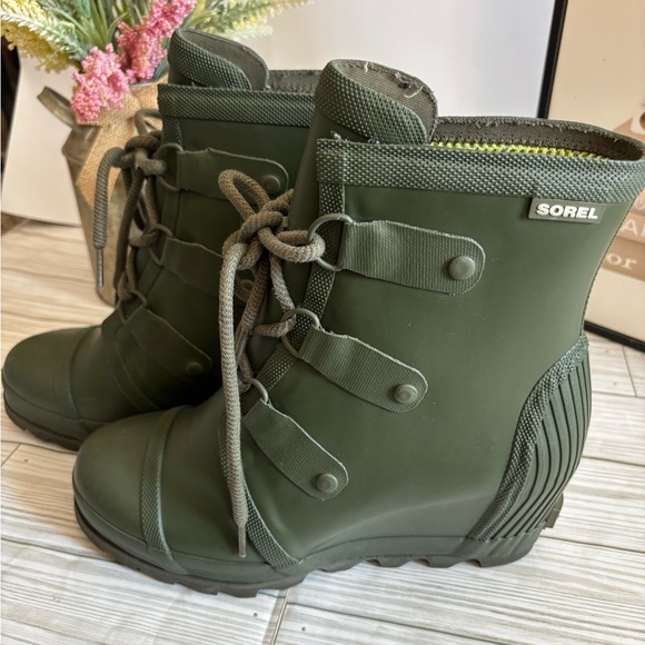 Sorel Women's Joan Wedge Rain Boots - Picture 2 of 9